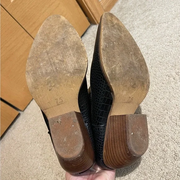 ARider Girl Embossed Western Ankle Boots - Picture 5 of 7